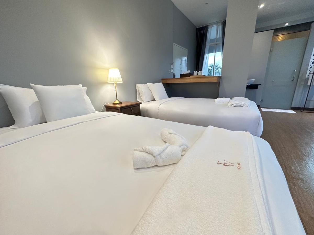 The White House Rachamankha เดอะ ไวท์เฮ้าส์ ราชมรรคา Hostel Chiang Mai Bagian luar foto